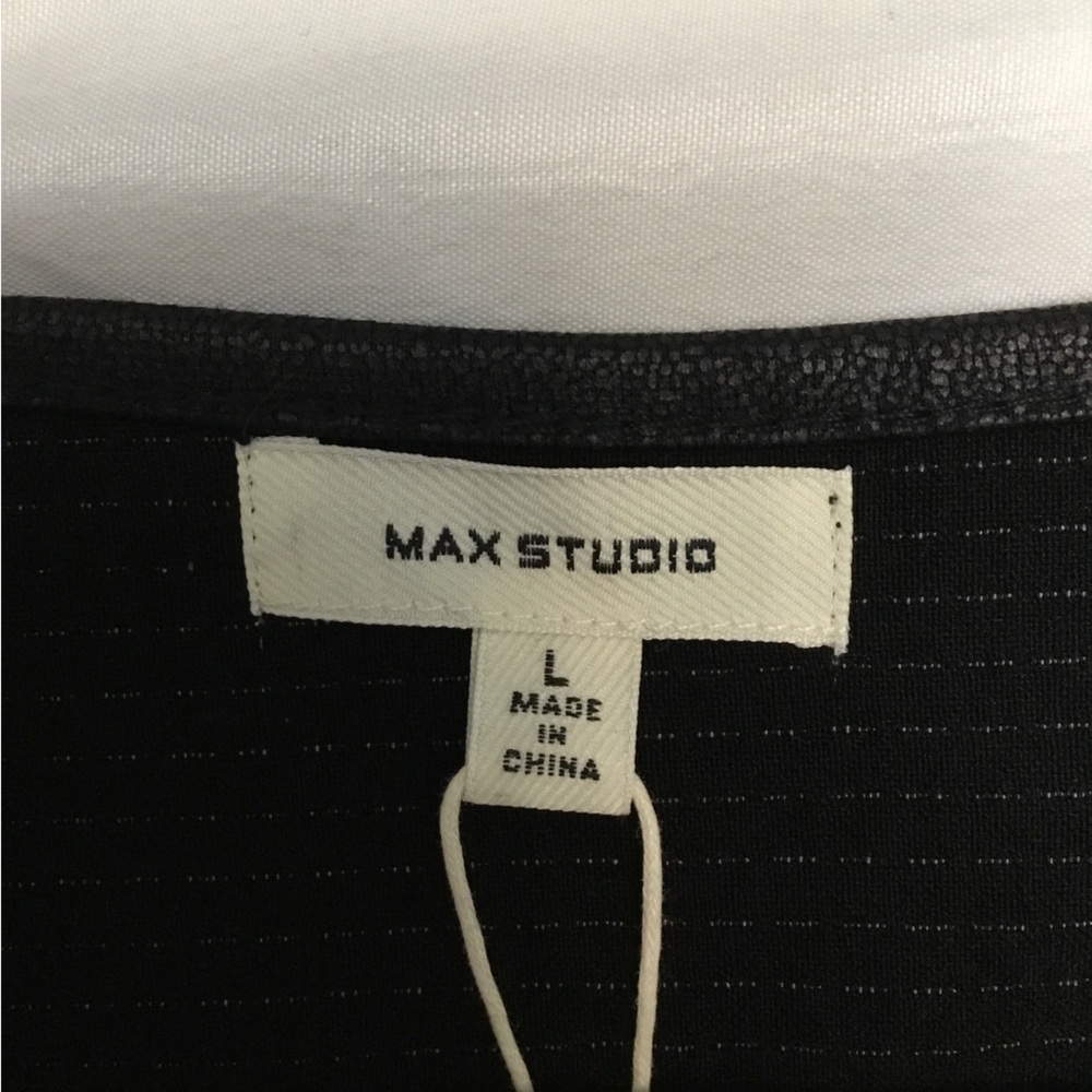 Max Studio Black and White Long Sleeve Dress - Picture 2 of 15